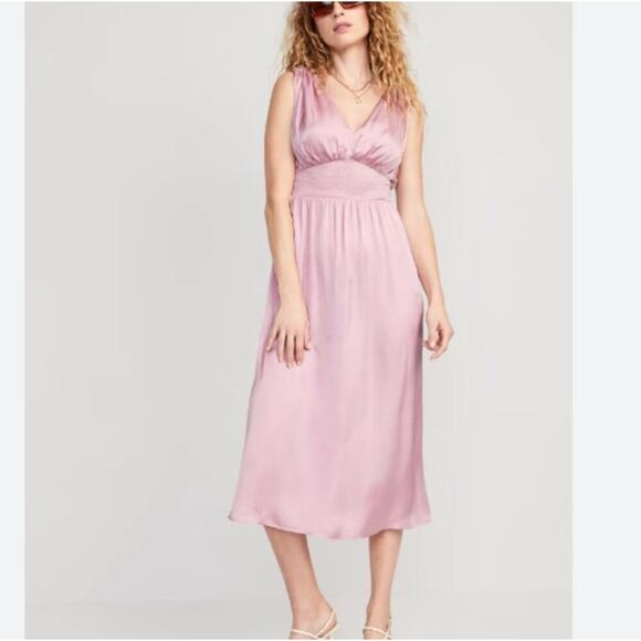 Old Navy Dresses & Skirts - OLD NAVY Dress Large Satin Fit & Flare Sleeveless Smocked Midi Pink V-Neck NWT
